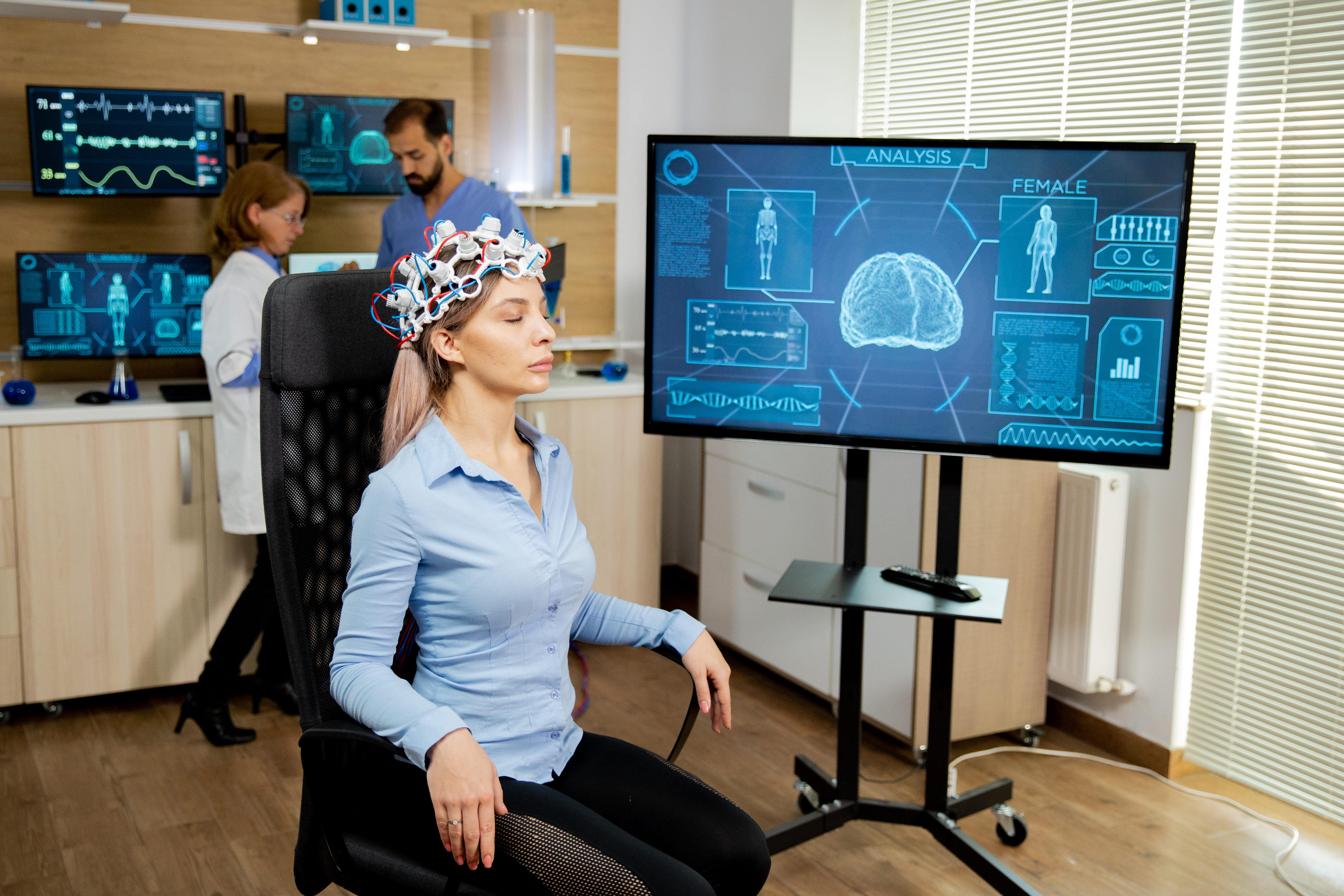 ROLE OF AI IN MENTAL HEALTH CARE BREAKTHROUGHS AND CHALLENGES